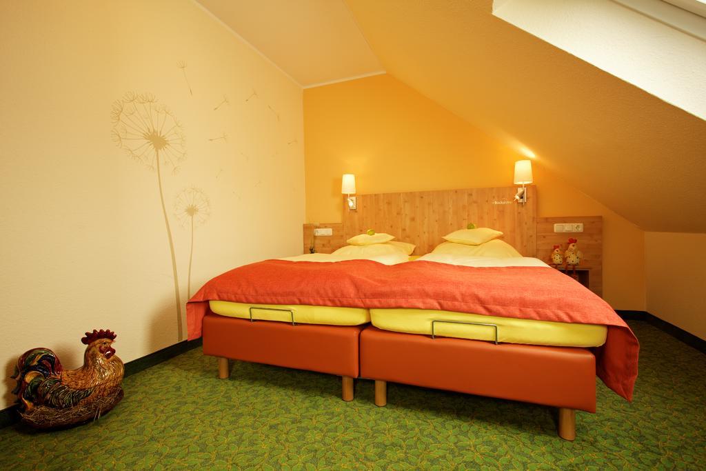 Hotel Und Landgasthof Zum Bockshahn Spessart  Екстер'єр фото