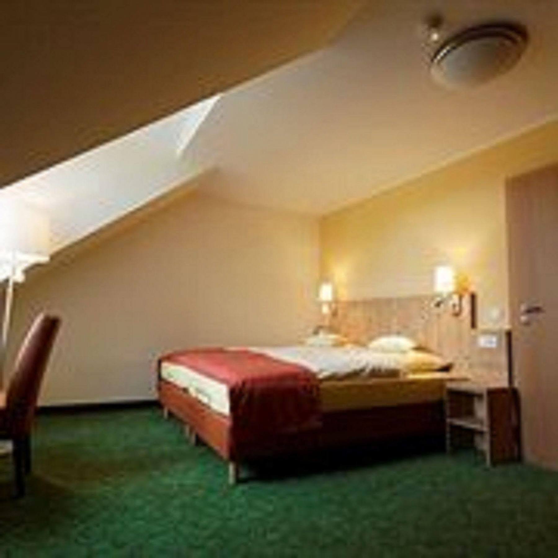 Hotel Und Landgasthof Zum Bockshahn Spessart  Екстер'єр фото